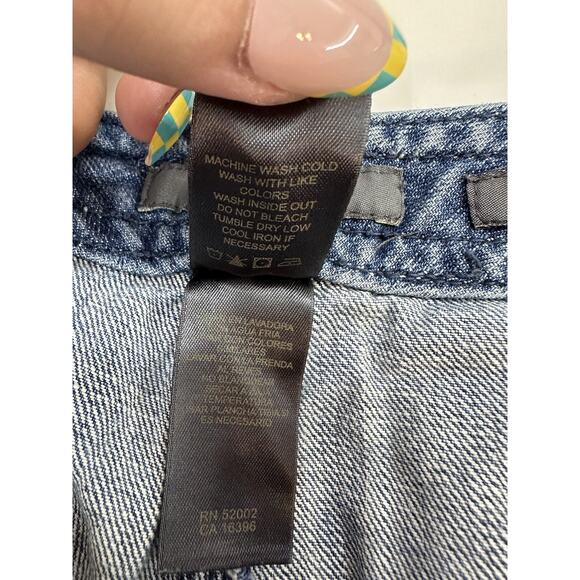 Womens Liz Claiborne Blue Audra Denim Capris Size 12 - Picture 6 of 13